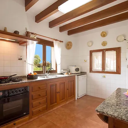 Assumpcio In Mit Pool Und Grill Holiday home Pollenca
