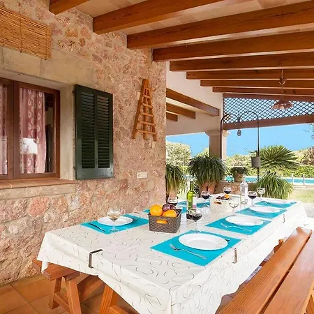 Holiday home Assumpcio In Mit Pool Und Grill