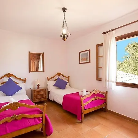Assumpcio In Mit Pool Und Grill Holiday home Pollenca